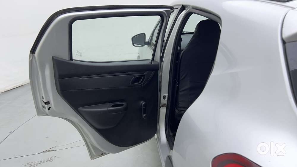 Renault Kwid 2019-ongoing 1.0 Rxt (o), 2018, Petrol