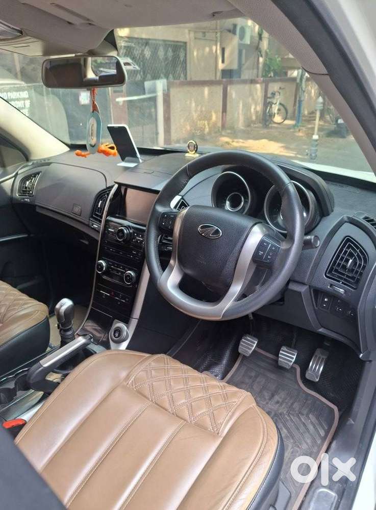 Mahindra Xuv500 W11 Option, 2020, Diesel
