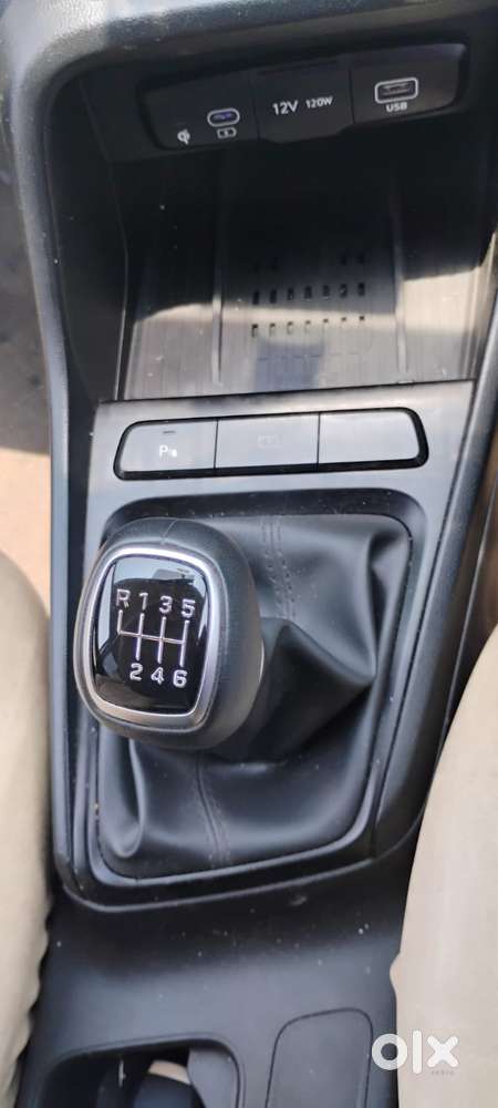 Hyundai Verna 1.5 Sx Petrol Mt, 2023, Petrol