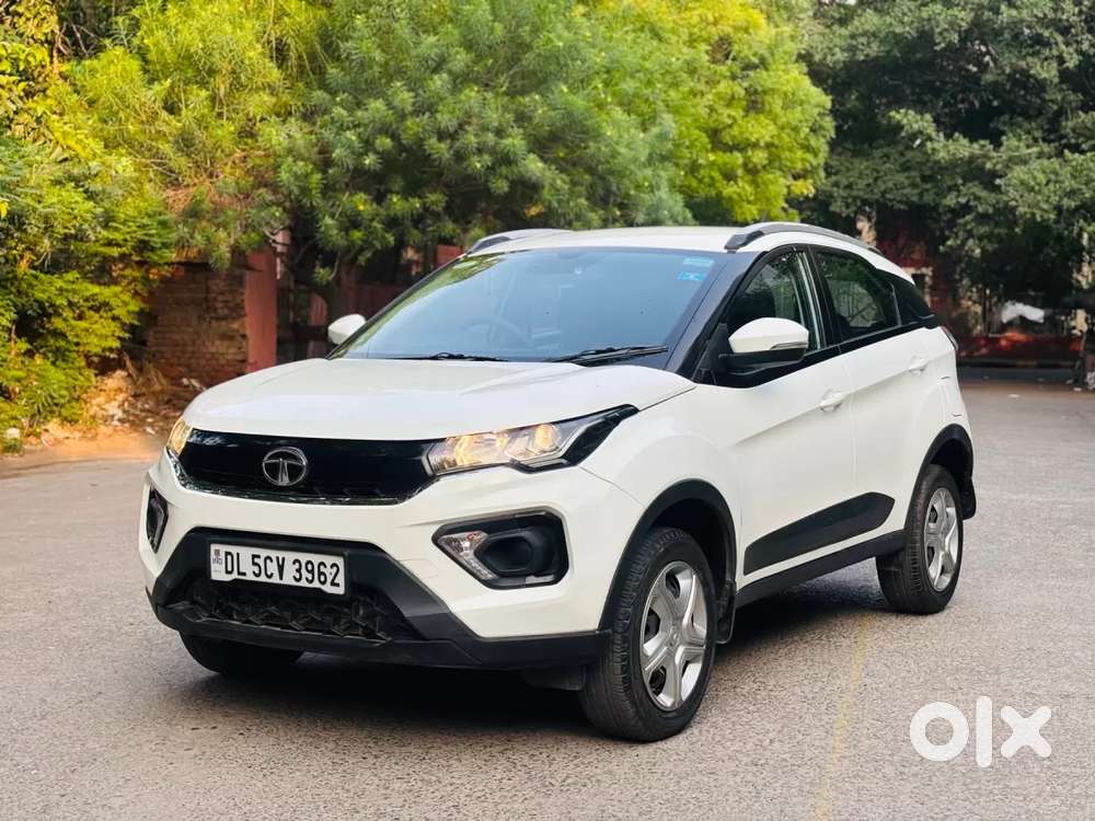 Tata Nexon 1.2 Revotron Xma, 2023, Petrol
