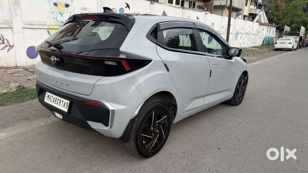 Tata Altroz 1.5 Xz Plus Diesel Dark Edition, 2025, Diesel