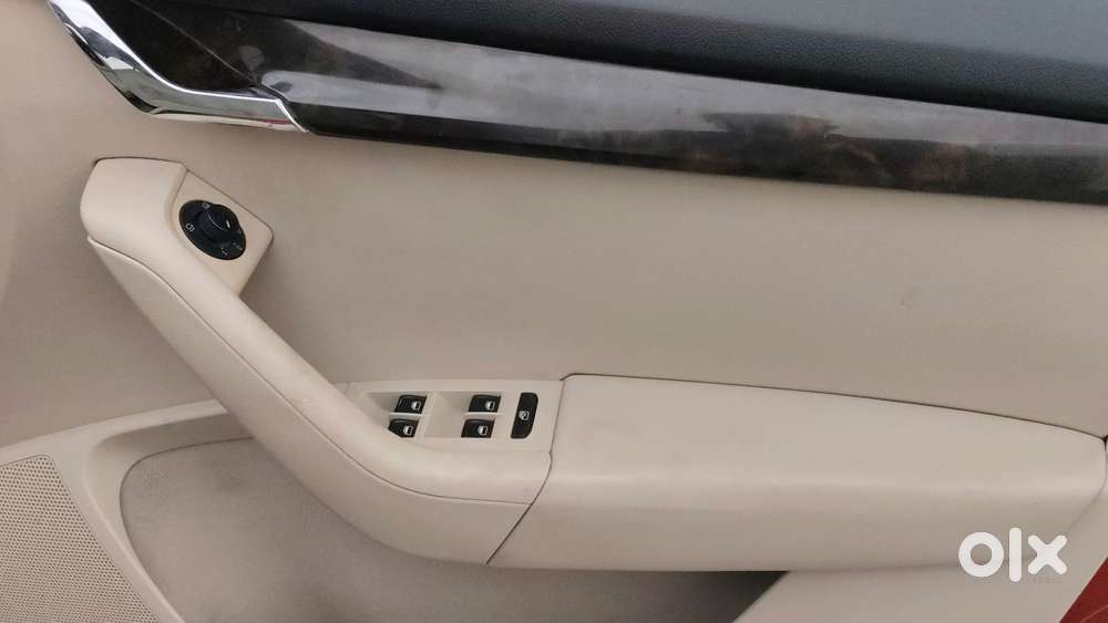Skoda Octavia 1.8 Tsi At Style Plus, 2017, Petrol