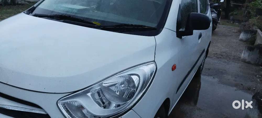 Hundai I10 Car 2014 Modal