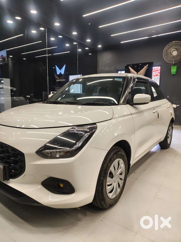 Maruti Suzuki Swift Vxi Optional, 2024, Petrol