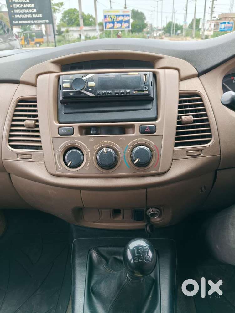 Toyota Innova 2.5 G (diesel) 7 Seater, 2016, Diesel