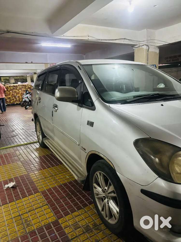 Toyota Innova 2.5 Vx 2010
