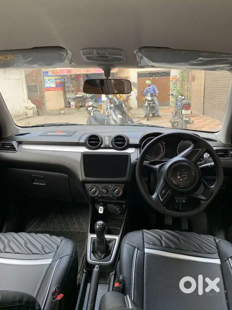 Maruti Suzuki Swift 2021 Petrol 27000 Km Driven