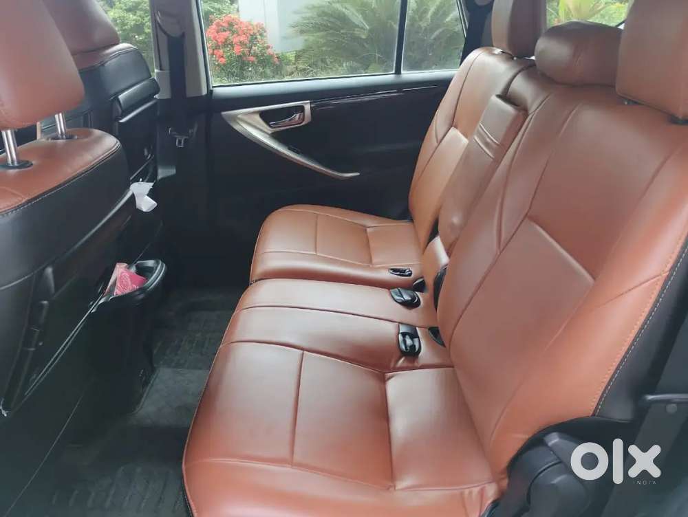 Toyota Innova Crysta 2016