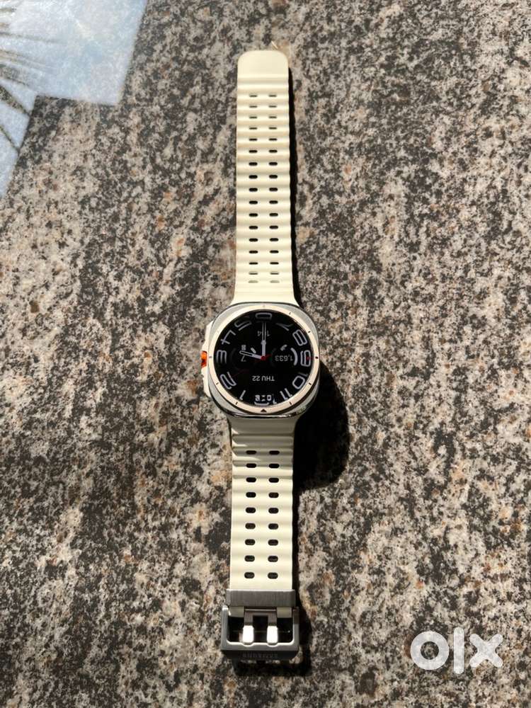 Urgent Sale : Samsung Galaxy Watch Ultra 47mm LTE (Titanium White)
