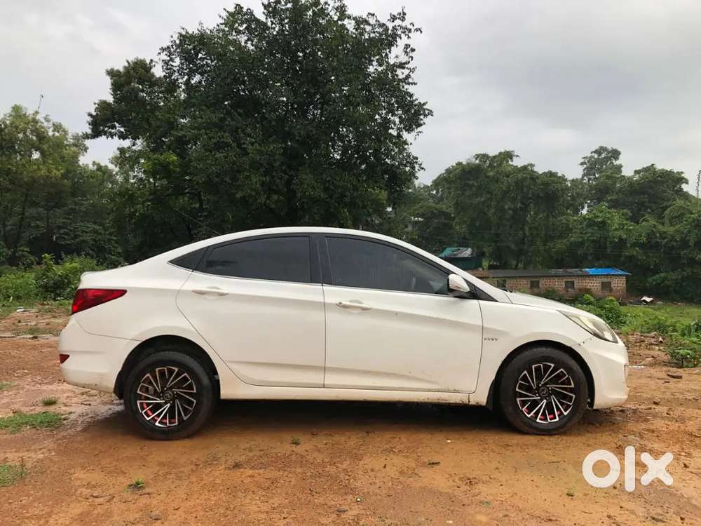 Hyundai Verna Fluidic 2013
