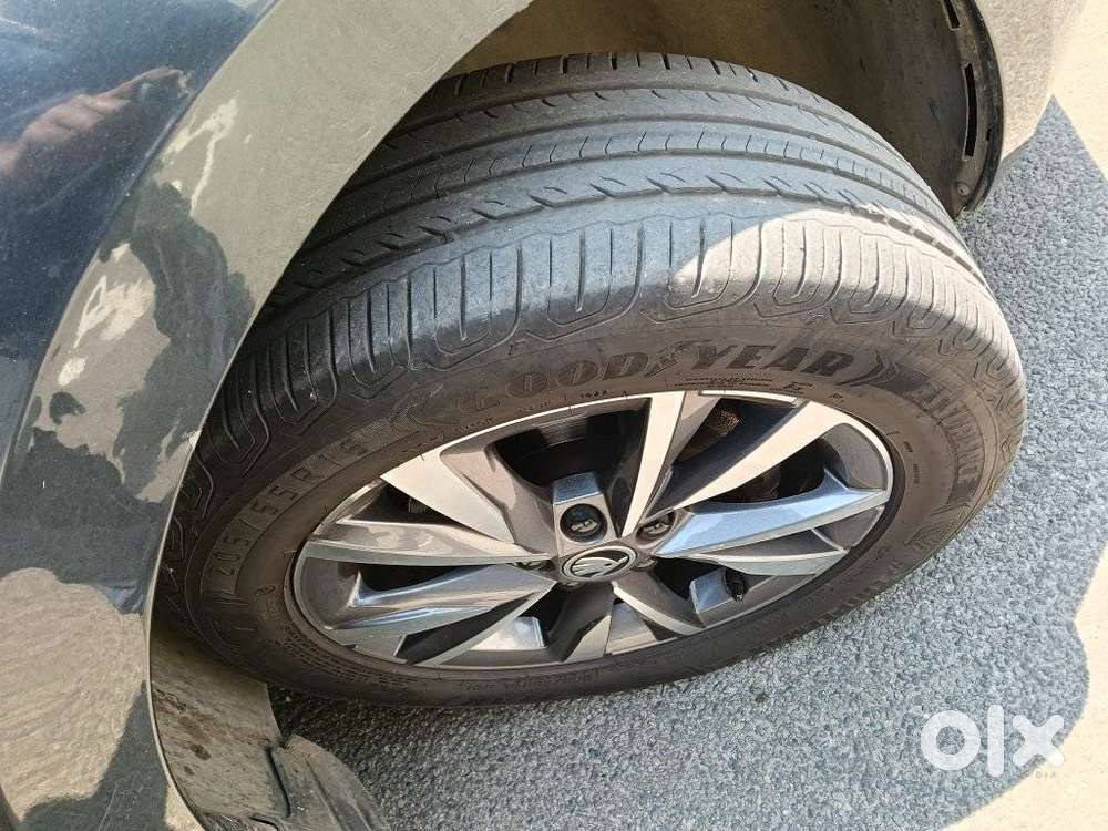 Skoda Slavia Style 1.0l Tsi Mt, 2022, Petrol