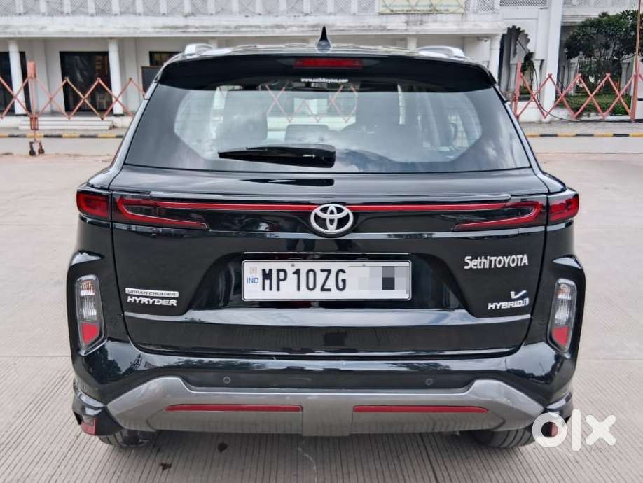 Toyota Urban Cruiser Hyryder 1.5 V Hybrid, 2024, Petrol