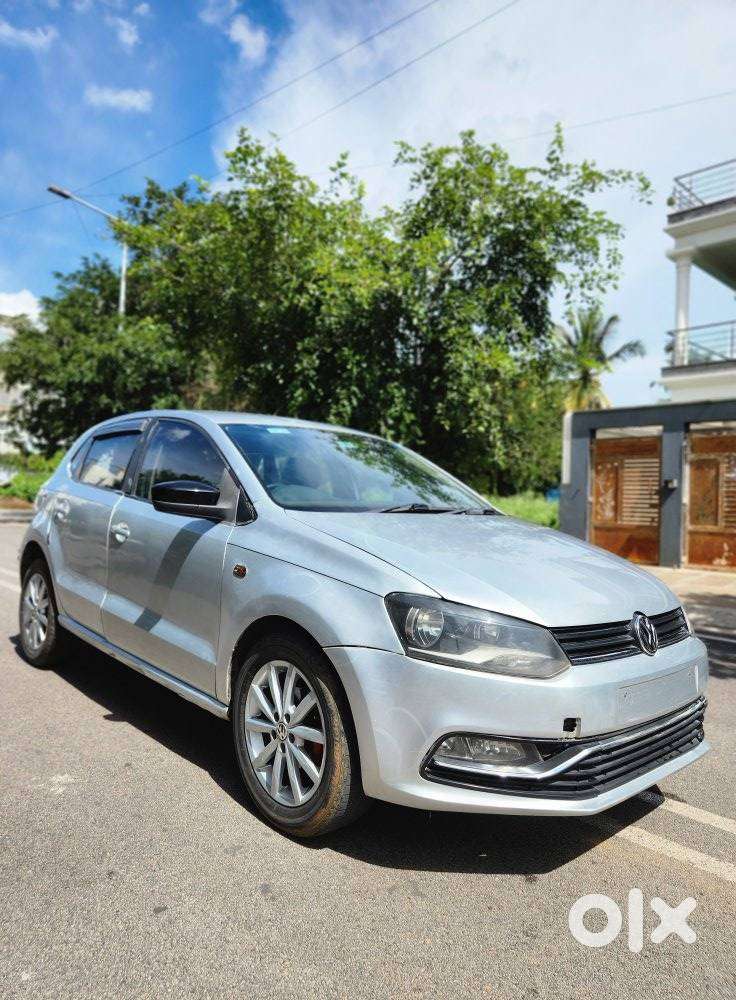 Volkswagen Polo Petrol Highline 1.2l, 2011, Petrol