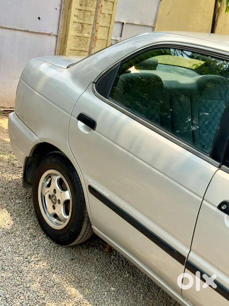 Maruti Suzuki Baleno Lxi Only 6500kms Driven