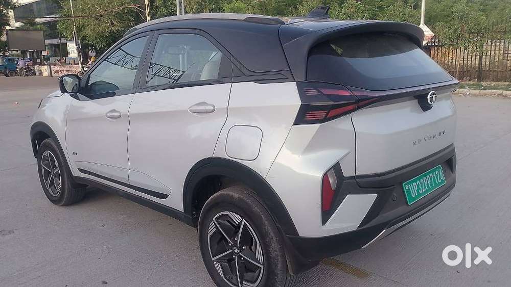 Tata Nexon Ev Empowered Plus Lr, 2024