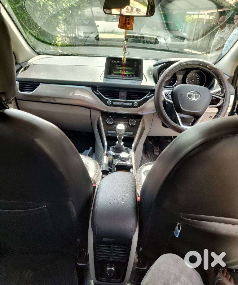 Tata Nexon 1.2 Revotron Xz Plus, 2018, Petrol