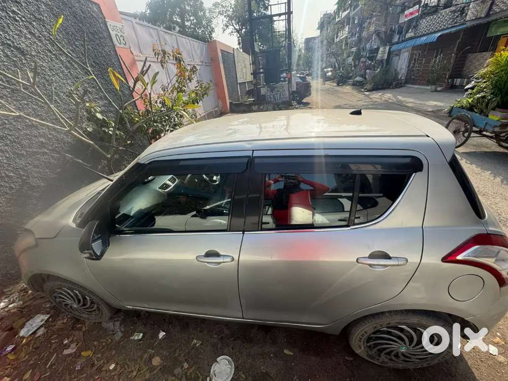 Maruti Suzuki Swift 2013 Cng & Hybrids Well Maintained