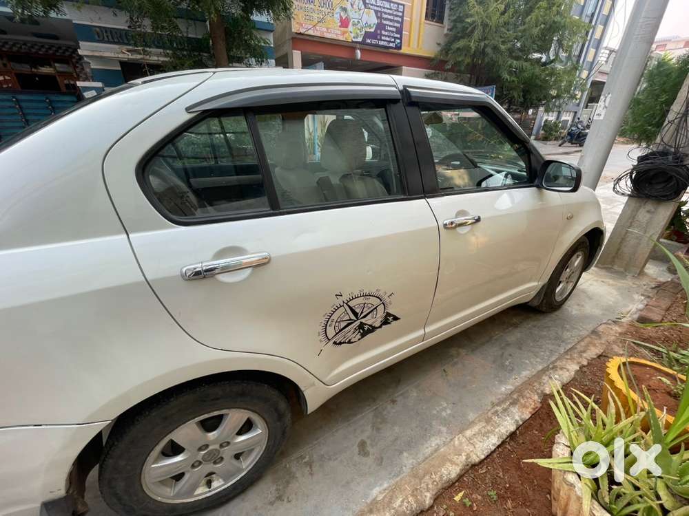 Maruti Suzuki Dzire Petrol 2011