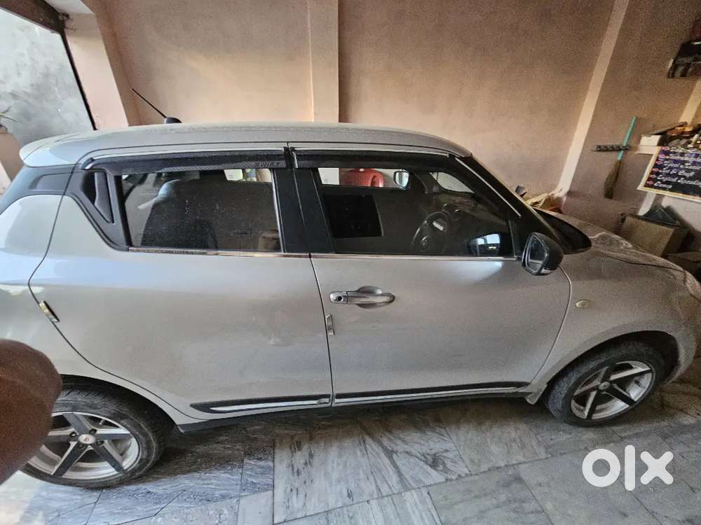 Maruti Suzuki Swift 2020 Petrol 59800 Km Driven