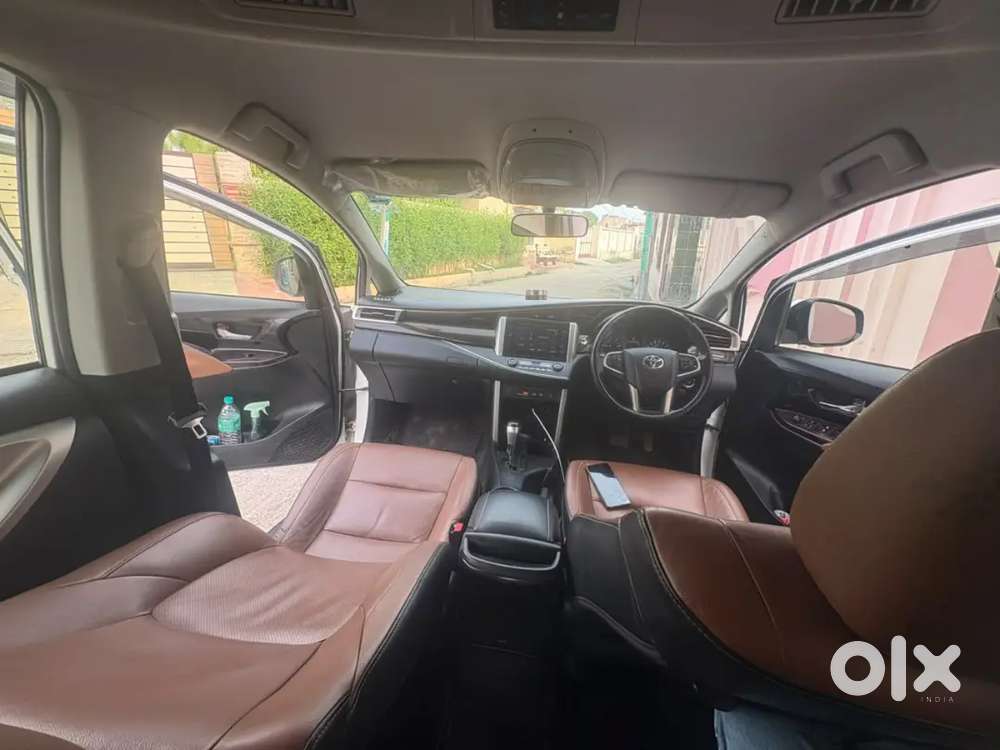 Toyota Innova Crysta 2019