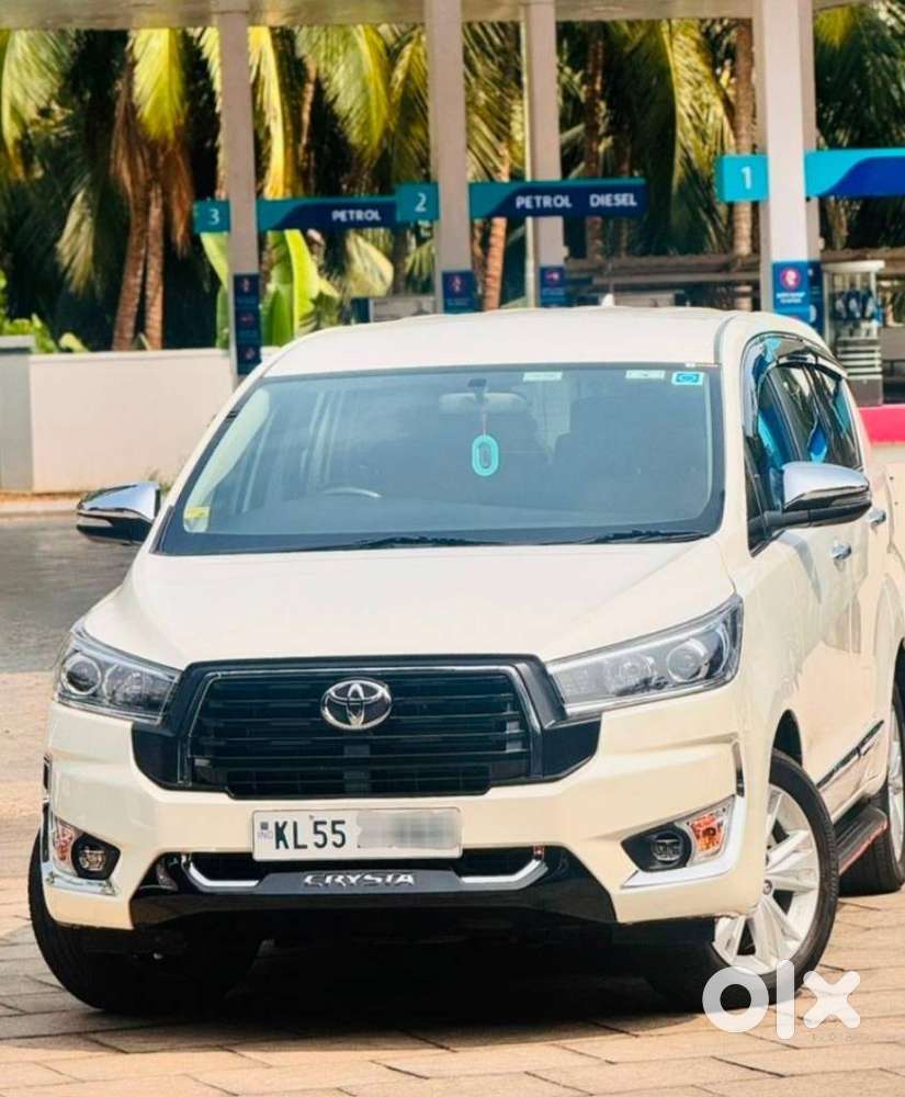 Toyota Innova Crysta 2.8z Automatic, 2018, Diesel