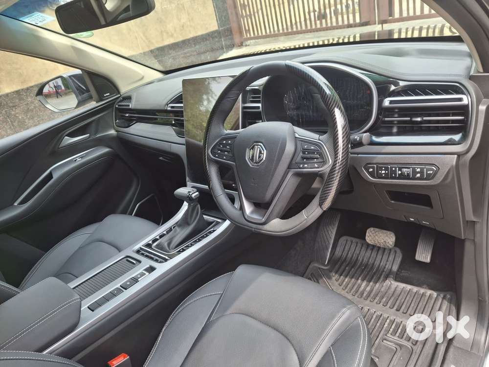 Mg Hector Blackstorm Cvt, 2025, Petrol