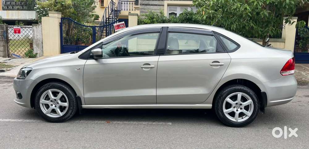 Volkswagen Vento Petrol Highline At, 2014, Petrol