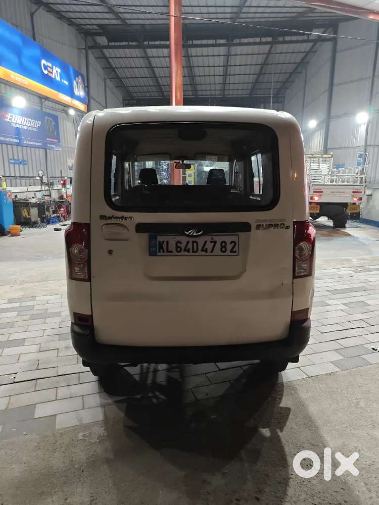 Mahindra Supro