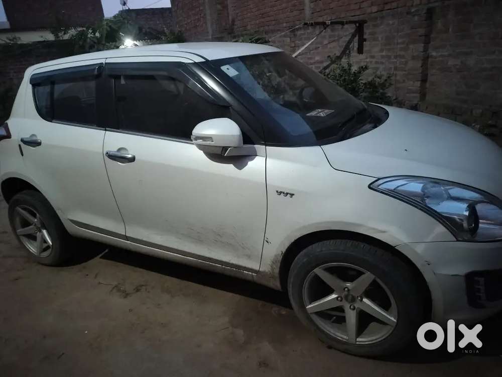 Maruti Swift Vxi 2017- Family Car
