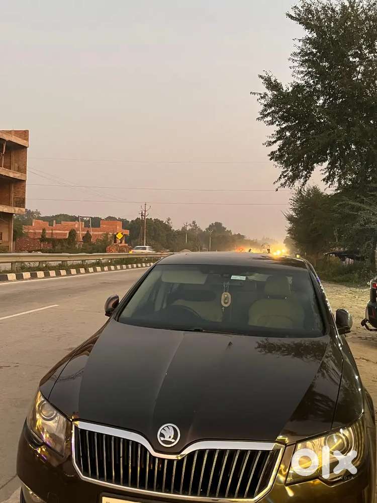Skoda Superb 2014 Mt
