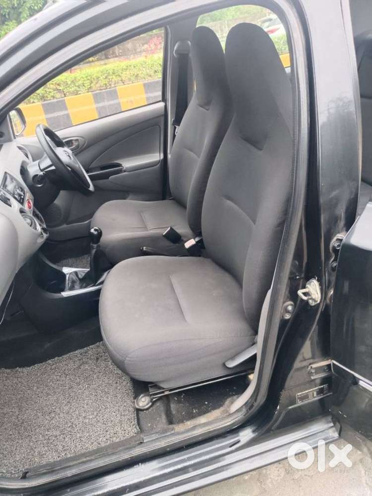 Toyota Etios 2010-2012 G, 2011, Petrol