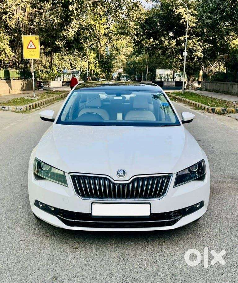 Skoda Superb Lk 1.8 Tsi At, 2017, Petrol