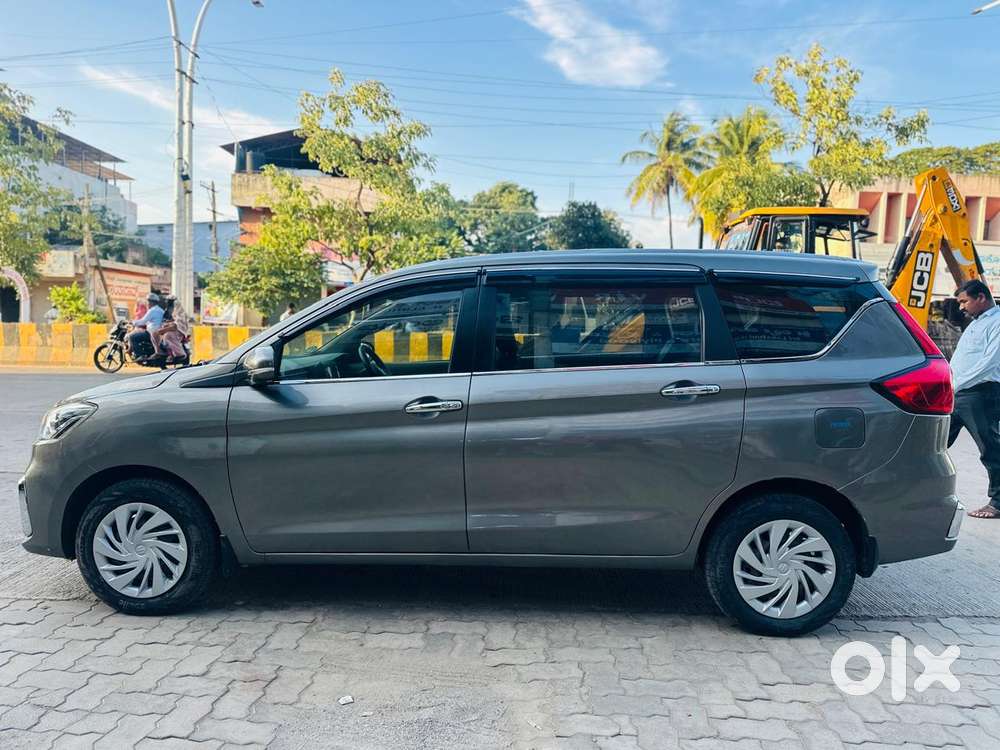 Maruti Suzuki Ertiga 1.5 Vxi, 2021
