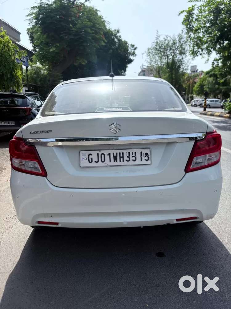 Maruti Suzuki Swift Dzire Vxi, 2022, Petrol