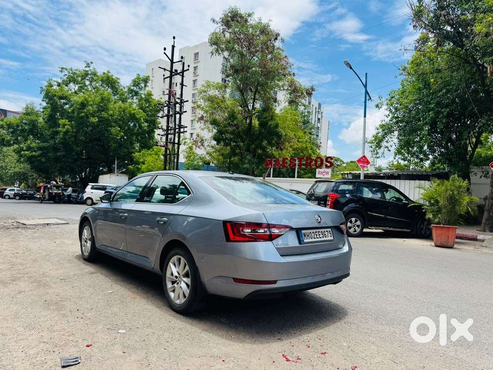 2016 Skoda Superb Petrol