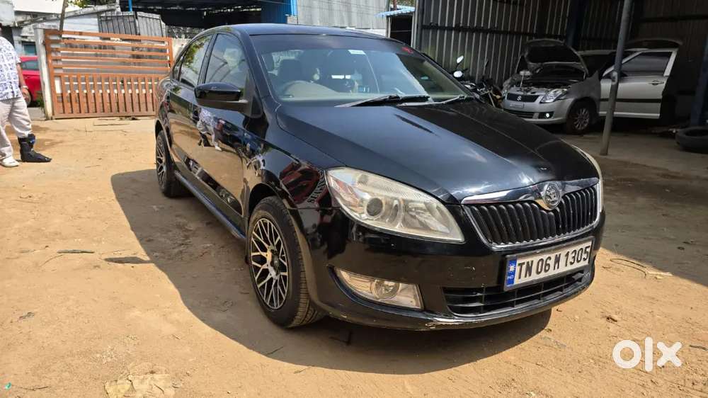 Skoda Rapid Elegance 2014