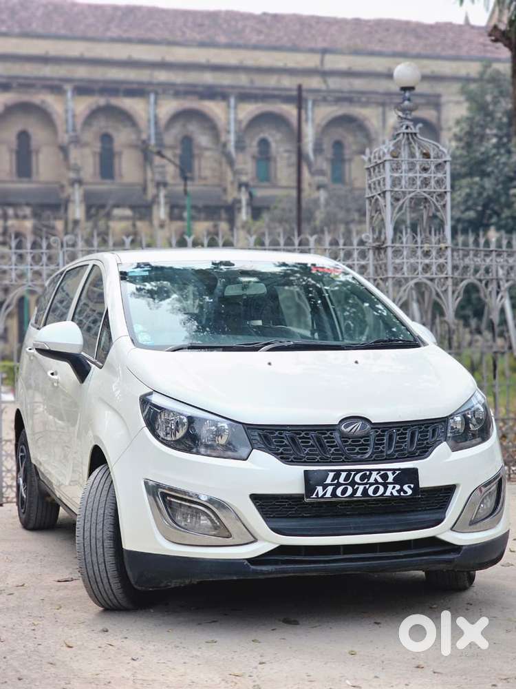 Mahindra Marazzo M6, 2019, Diesel