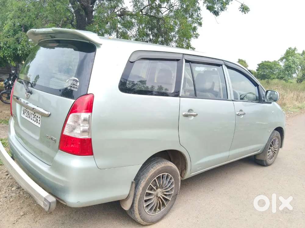 Toyota Innova 2.5 Gx 2006