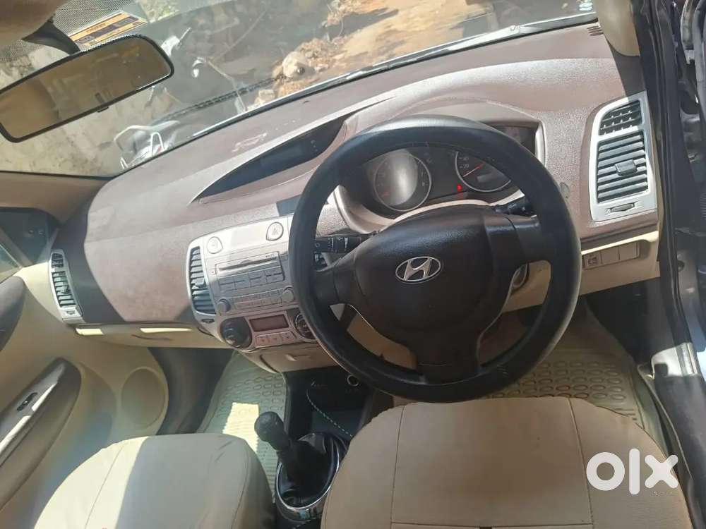 Hyundai I20 2011 Petrol Well Maintained