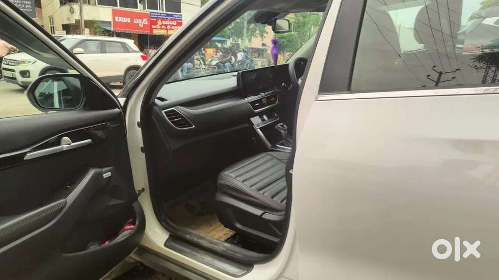 Looking Like A New Car And Recently Serviced Done .