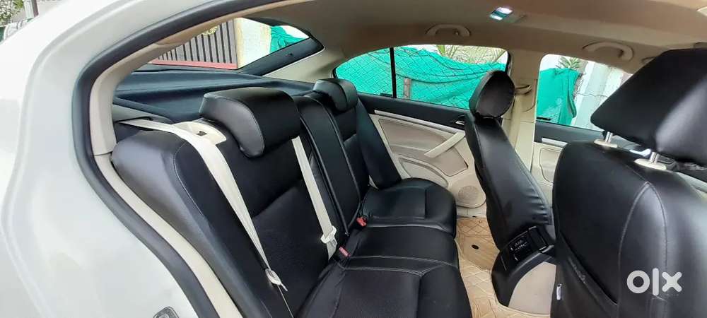 Well Maintained Skoda Laura Automatic Diesel 2010