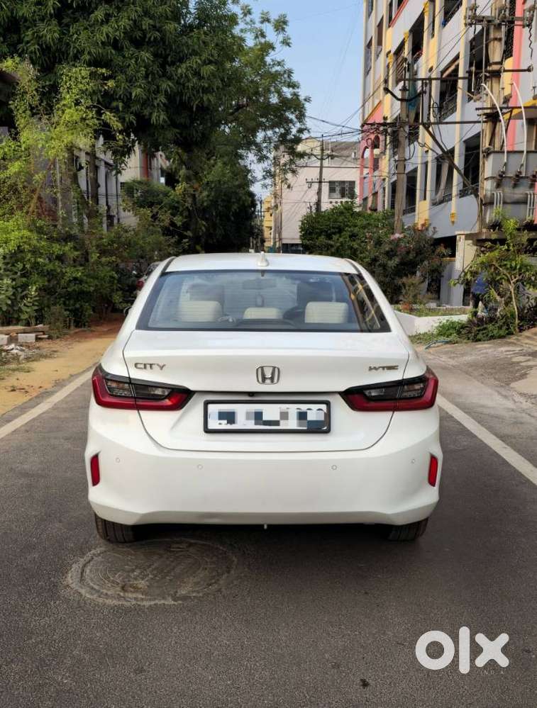 Honda City 1.5 V 5th Gen I-vtec Mt, 2022, Petrol