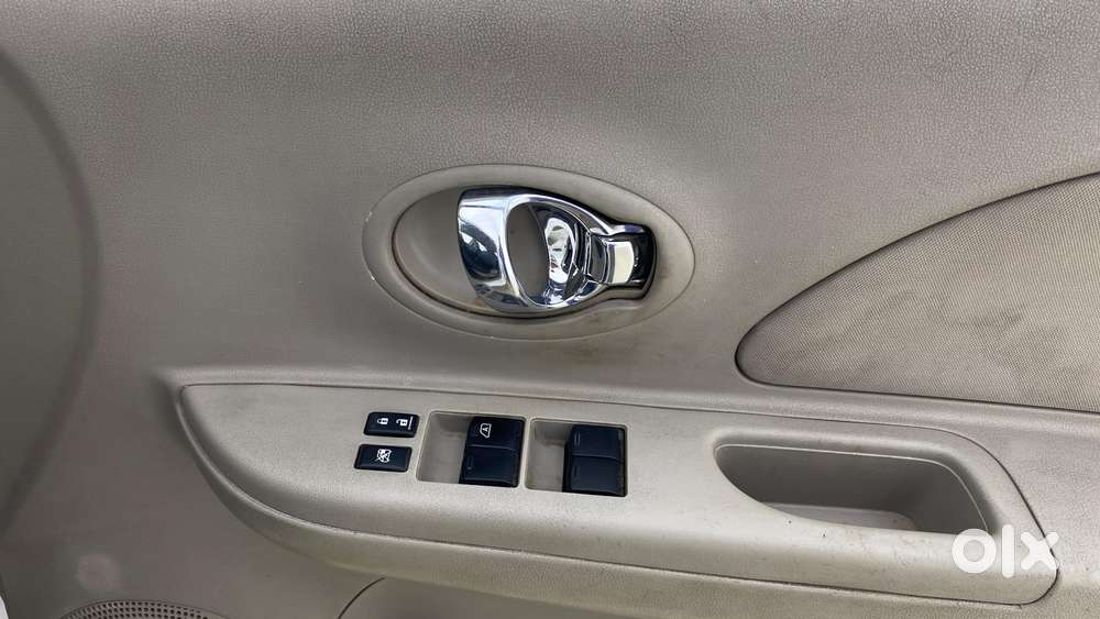 Nissan Micra Cvt Xv, 2013, Petrol