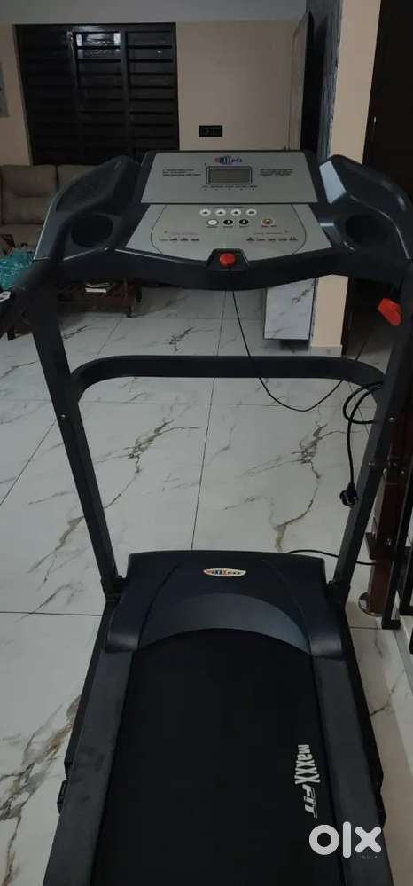 Max fit treadmill