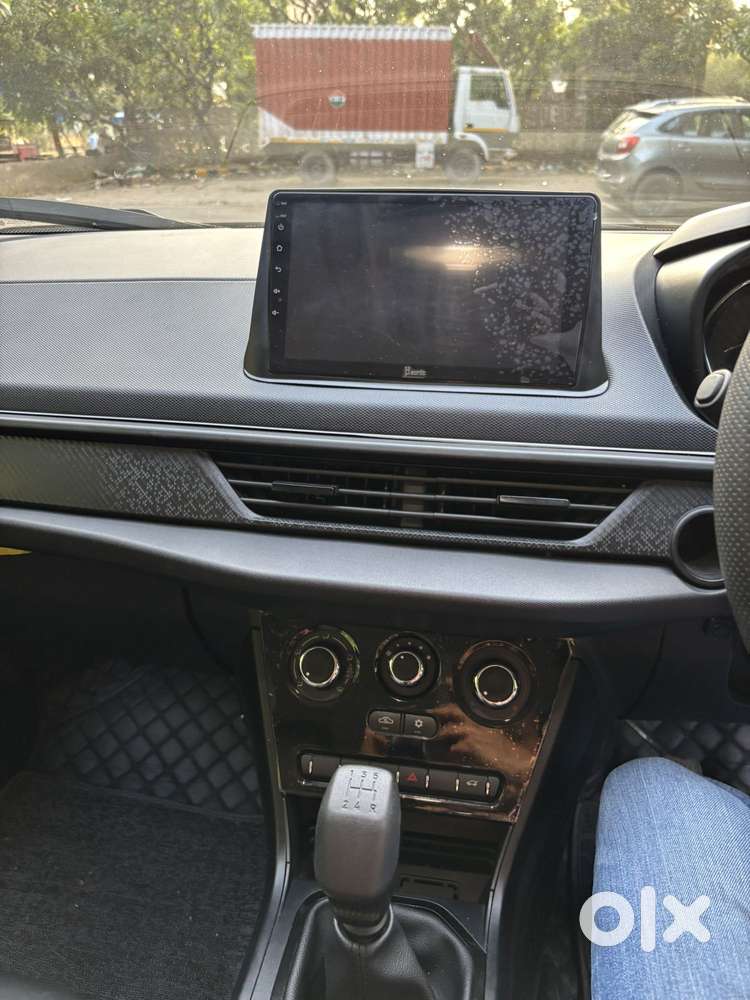 Tata Nexon Smart 1.2 Revotron Petrol 5 Mt, 2024, Petrol