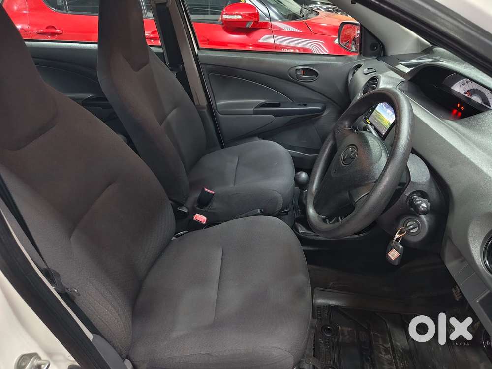 Toyota Etios Liva 2011-2012 G, 2012, Petrol