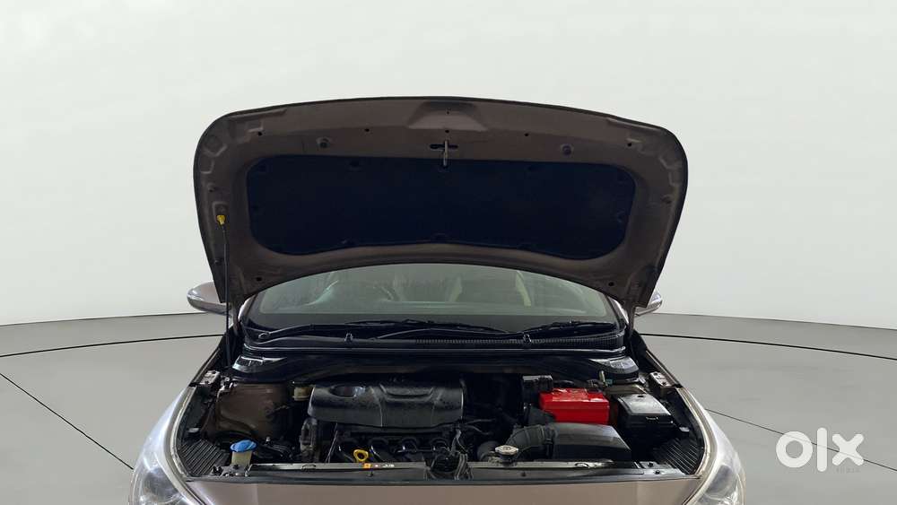 Hyundai Verna 1.6 Vtvt Sx, 2018, Petrol