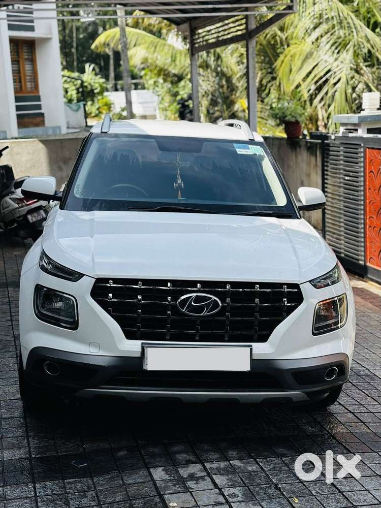 Hyundai Venue 1.0 S (o) Turbo Imt, 2020, Petrol