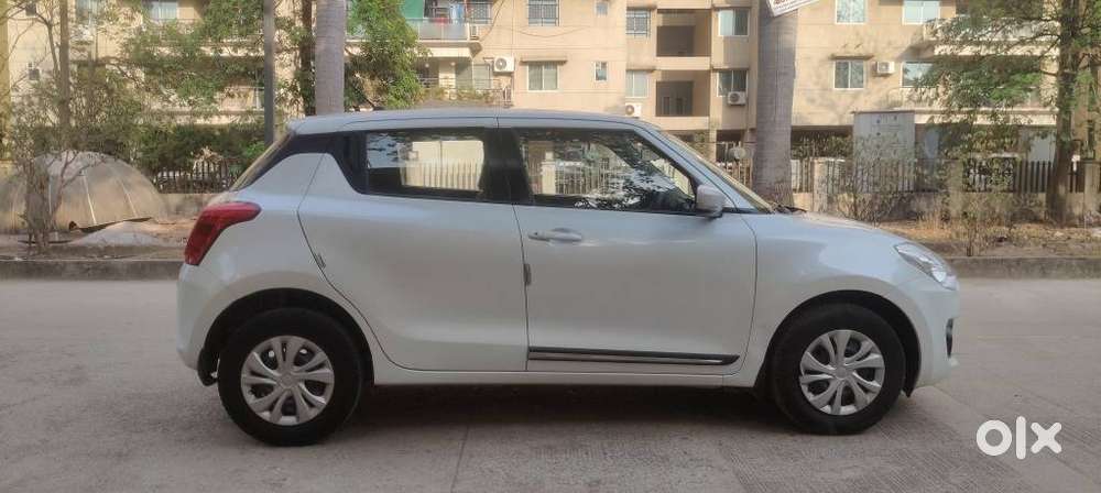 Maruti Suzuki Swift Vxi Abs Bsiv, 2020, Petrol