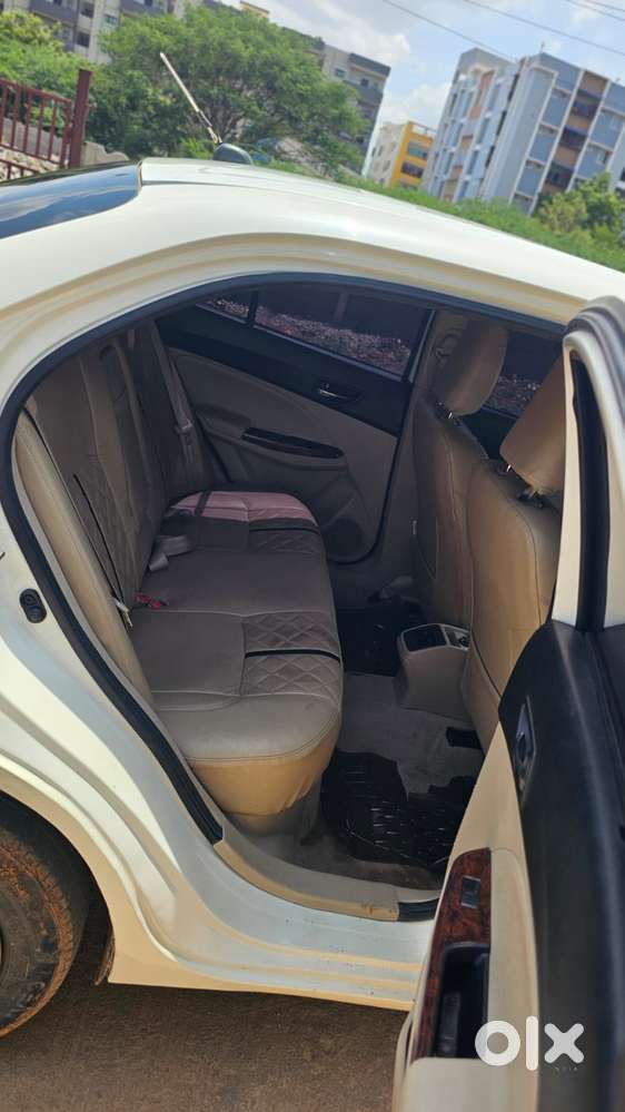 Maruti Suzuki Swift Dzire Vxi Optional, 2019, Petrol